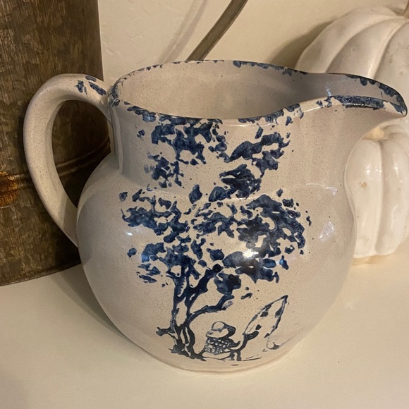 Bybee Pottery handpainted Kentucky Blue Spongeware Boy Fishing Classic Pitcher - Picture 1 of 8